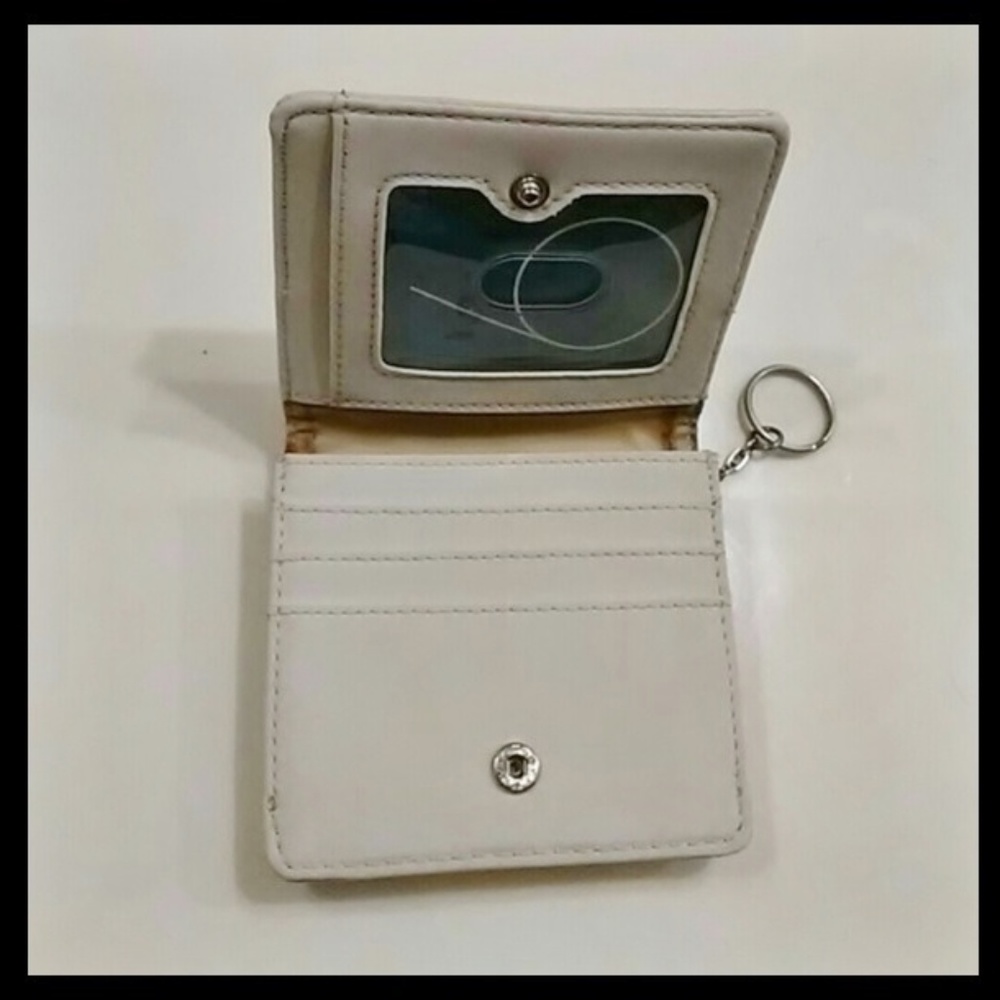 NEW Cream Nine West Keychain Wallet. - Picture 3 of 4